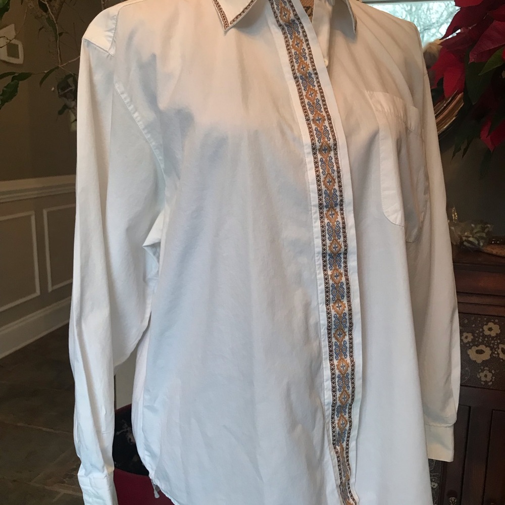 Shirt - Picture 5 of 5